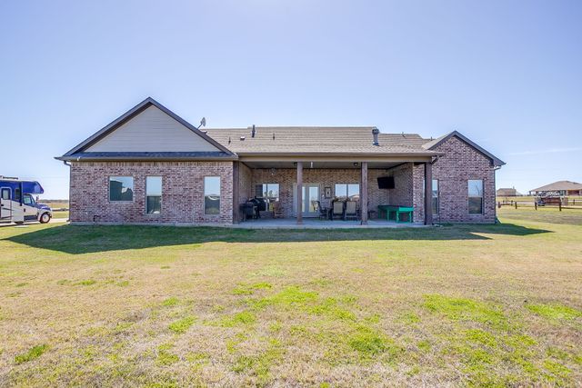8071 County Road 105, Grandview, TX 76050