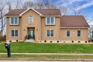 518 Greensward Drive, Tipp City, OH 45371