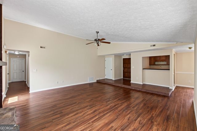 228 Avalon Way, Riverdale, GA 30274