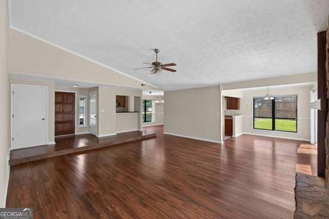 228 Avalon Way, Riverdale, GA 30274
