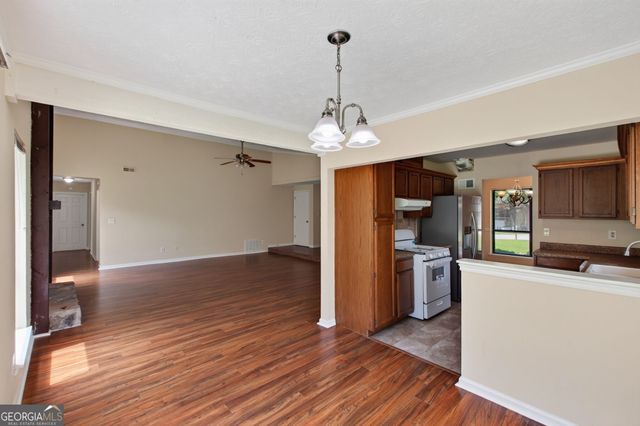228 Avalon Way, Riverdale, GA 30274