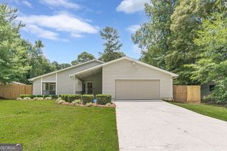 228 Avalon Way, Riverdale, GA 30274