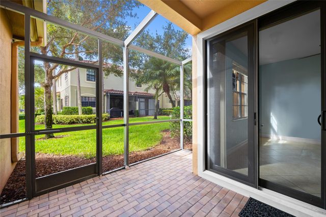 10810 NW 74TH DR, Parkland, FL 33076