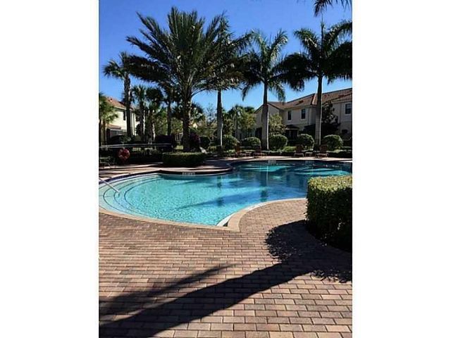 10810 NW 74TH DR, Parkland, FL 33076