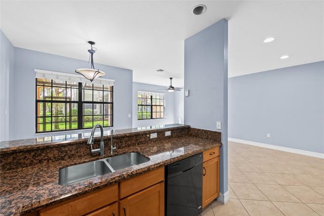 10810 NW 74TH DR, Parkland, FL 33076