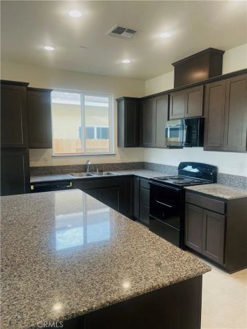 117 Squaw Valley Dr., Merced, CA 95341