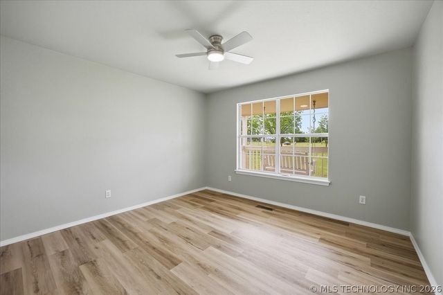 10406 E 126th Street North, Collinsville, OK 74021