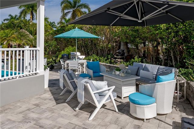 13598 Snapper LN, Naples, FL 34114