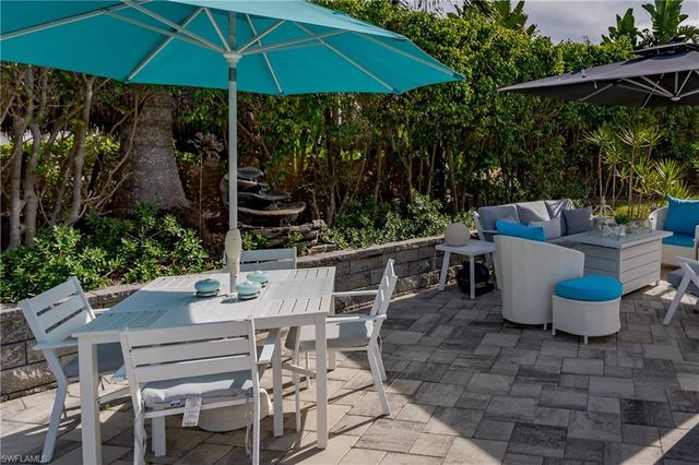 13598 Snapper LN, Naples, FL 34114