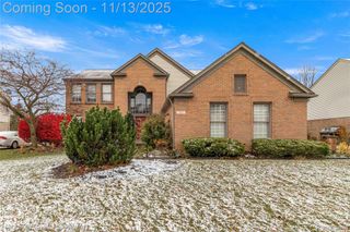 385 Innsbrook Drive, Canton Charter Township, MI 48188