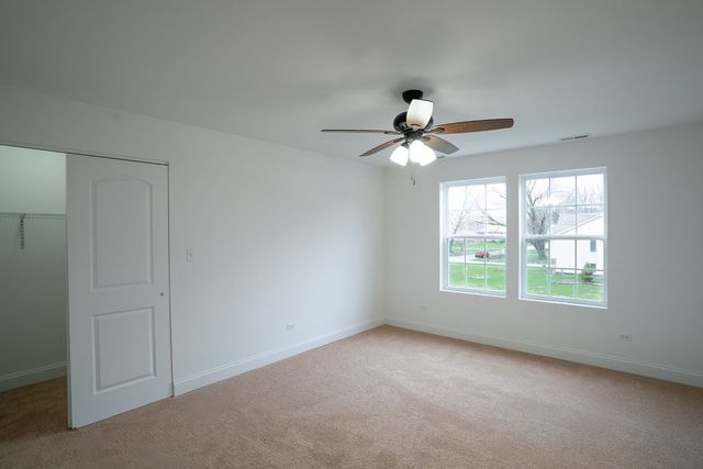 1401 174 Street, East Hazel Crest, IL 60429
