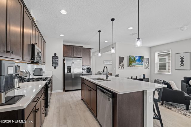 1865 AMBERLY Drive, Middleburg, FL 32068