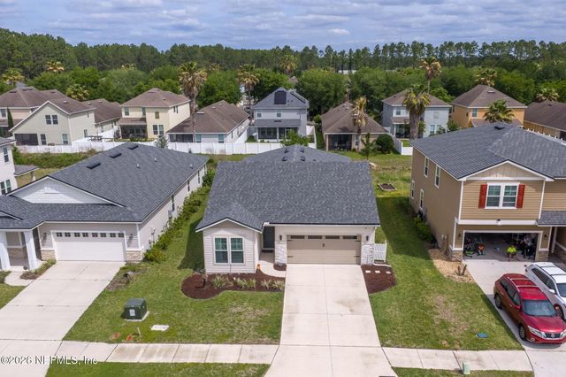 1865 AMBERLY Drive, Middleburg, FL 32068