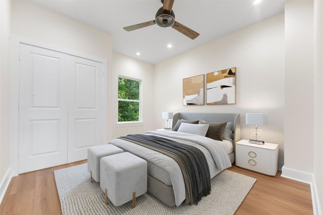 1275 Dewalt Street, Houston, TX 77088