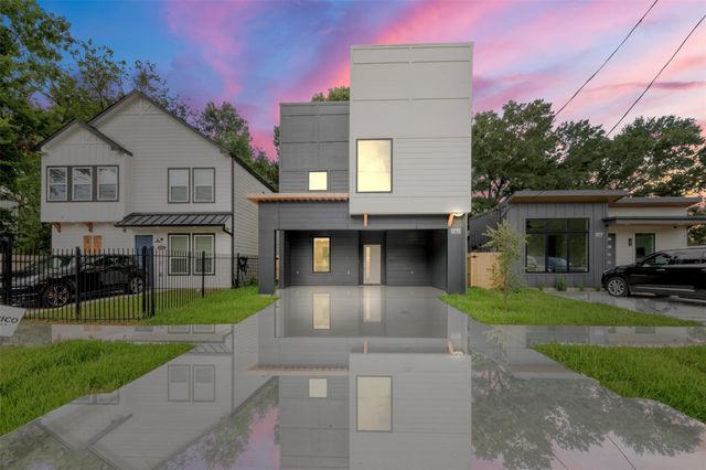 1275 Dewalt Street, Houston, TX 77088