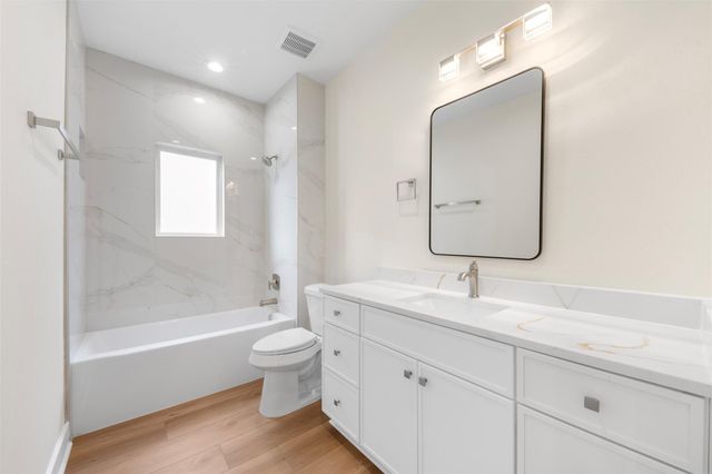 1275 Dewalt Street, Houston, TX 77088