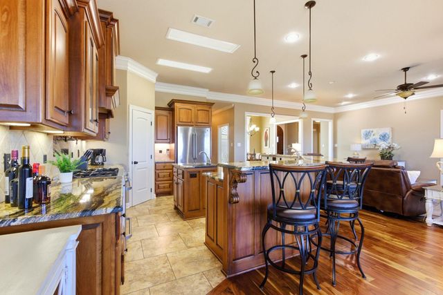 108 Crestview Drive, Maumelle, AR 72113