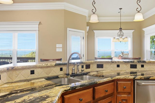 108 Crestview Drive, Maumelle, AR 72113