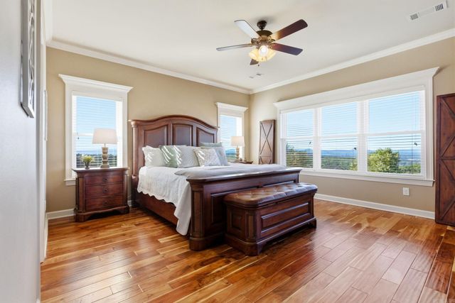 108 Crestview Drive, Maumelle, AR 72113