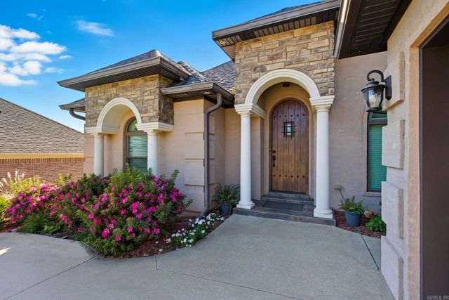 108 Crestview Drive, Maumelle, AR 72113