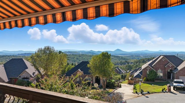 108 Crestview Drive, Maumelle, AR 72113