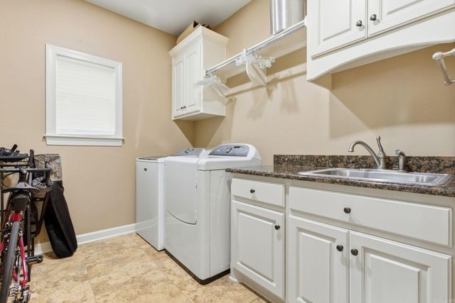 108 Crestview Drive, Maumelle, AR 72113