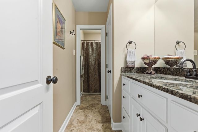 108 Crestview Drive, Maumelle, AR 72113