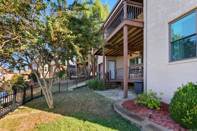 108 Crestview Drive, Maumelle, AR 72113