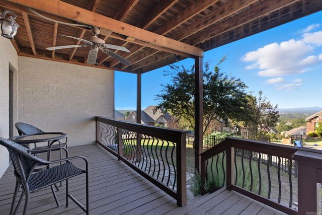 108 Crestview Drive, Maumelle, AR 72113