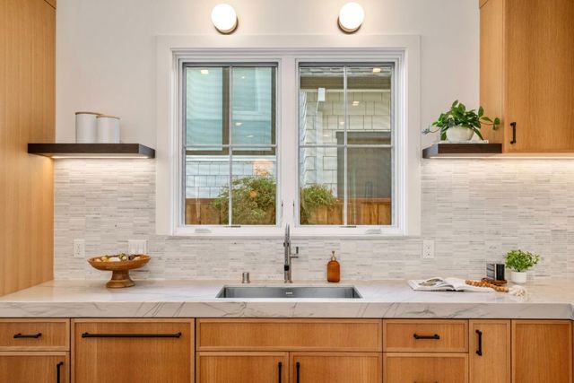 739-741 Linden Avenue, Burlingame, CA 94010