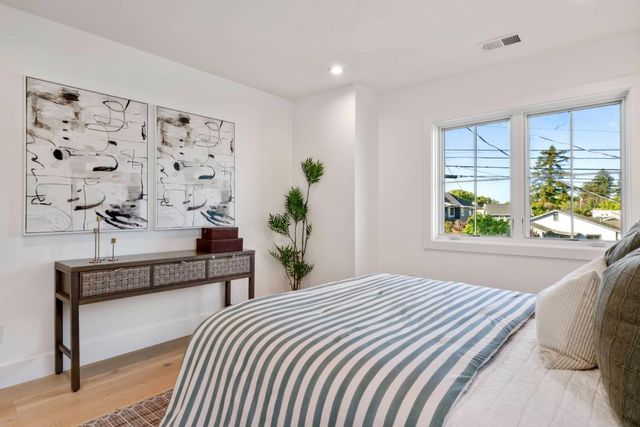 739-741 Linden Avenue, Burlingame, CA 94010