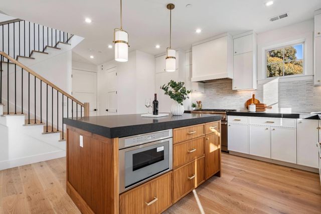 739-741 Linden Avenue, Burlingame, CA 94010