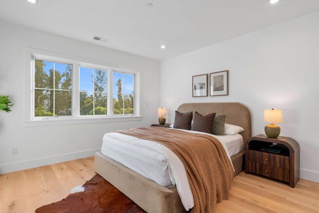 739-741 Linden Avenue, Burlingame, CA 94010