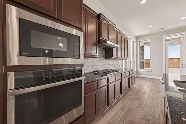 2619 Lilac Point Lane, Brookshire, TX 77423