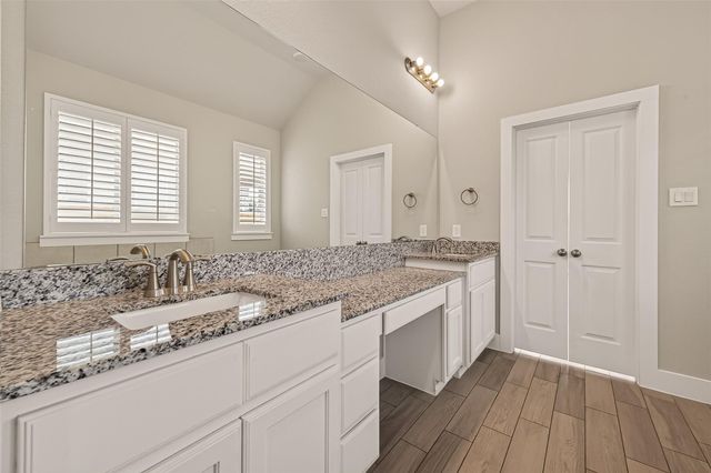 2619 Lilac Point Lane, Brookshire, TX 77423
