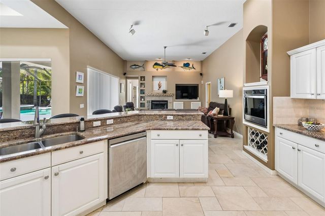 19108 CENTRE ROSE BOULEVARD, Lutz, FL 33558