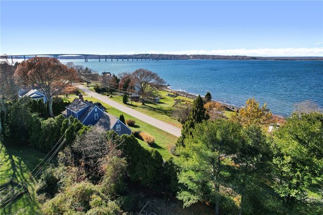86 Spanker Street, Jamestown, RI 02835