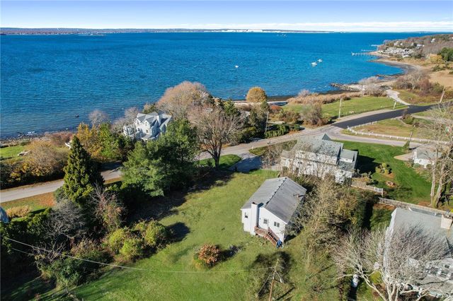 86 Spanker Street, Jamestown, RI 02835