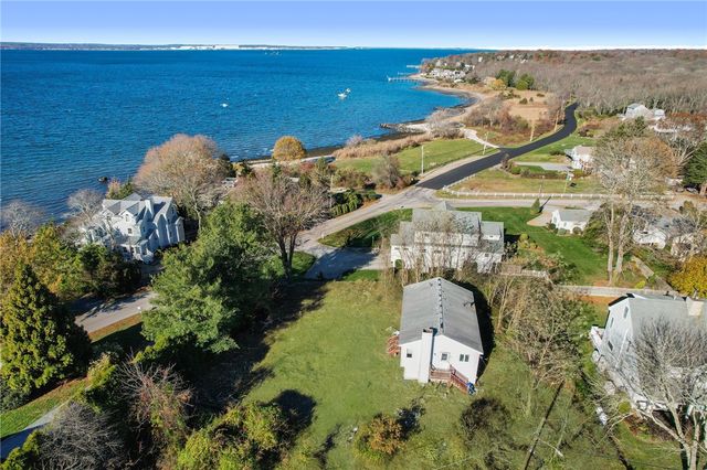 86 Spanker Street, Jamestown, RI 02835