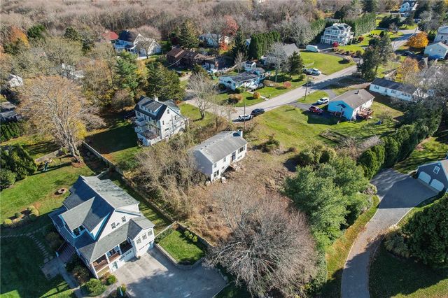 86 Spanker Street, Jamestown, RI 02835