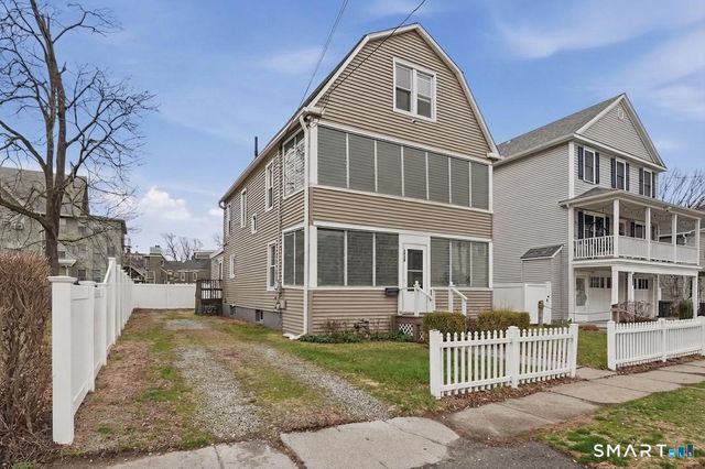 1009 East Broadway, Milford, CT 06460