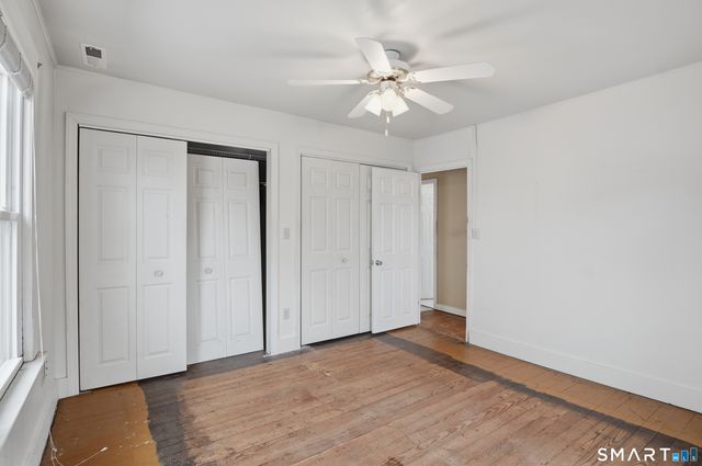 1009 East Broadway, Milford, CT 06460