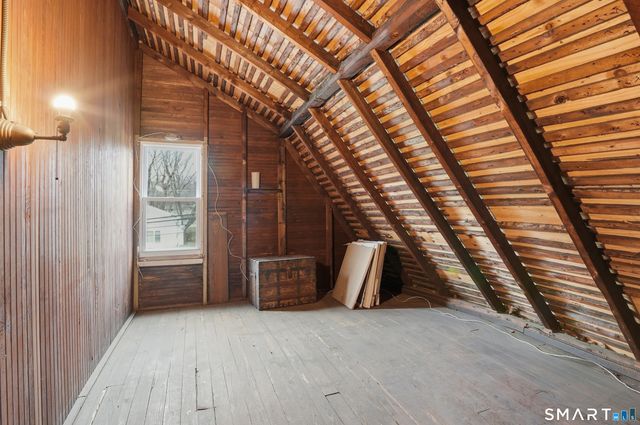 1009 East Broadway, Milford, CT 06460