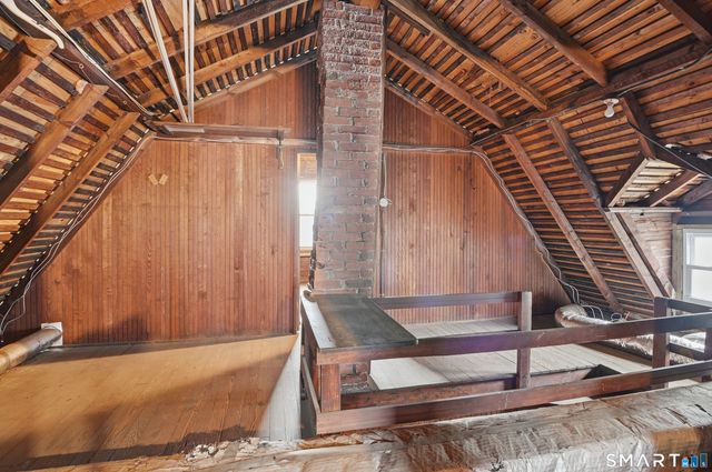 1009 East Broadway, Milford, CT 06460