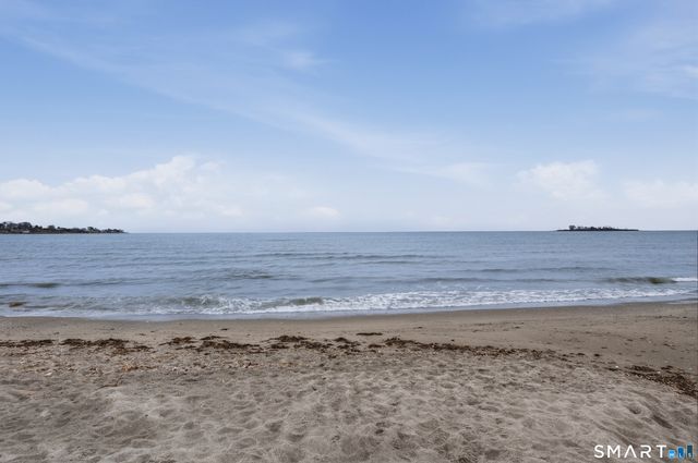 1009 East Broadway, Milford, CT 06460