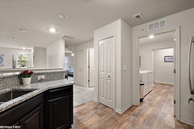 22059 Aberdeen Drive 71, Macomb, MI 48042