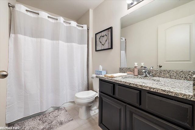 22059 Aberdeen Drive 71, Macomb, MI 48042