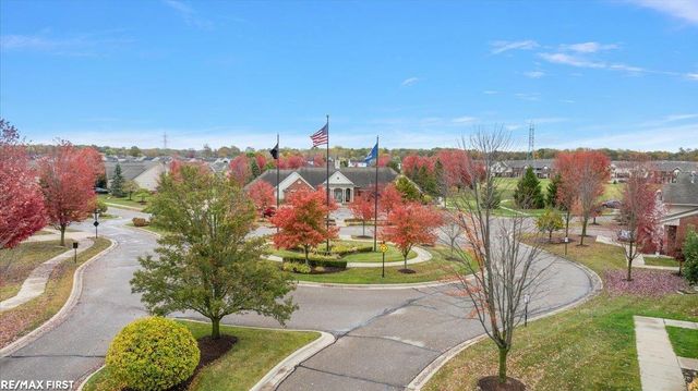 22059 Aberdeen Drive 71, Macomb, MI 48042