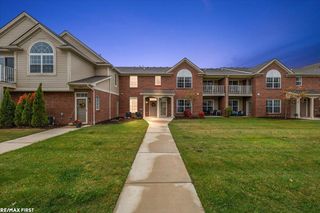 22059 Aberdeen Drive 71, Macomb, MI 48042