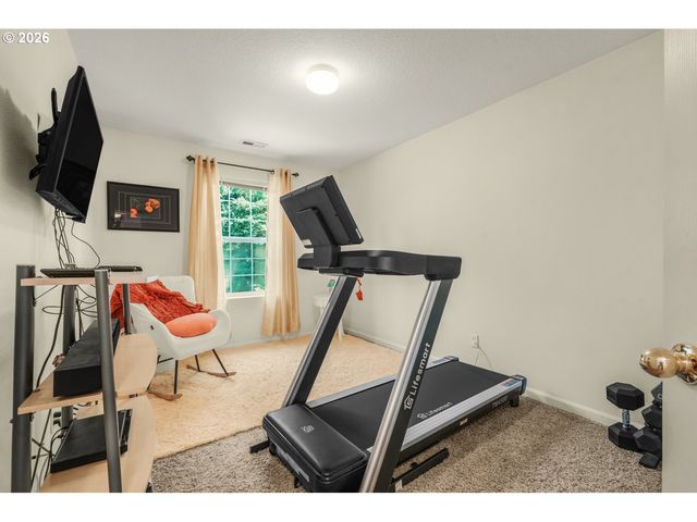 3201 Se ROBIN Cir, Hillsboro, OR 97123